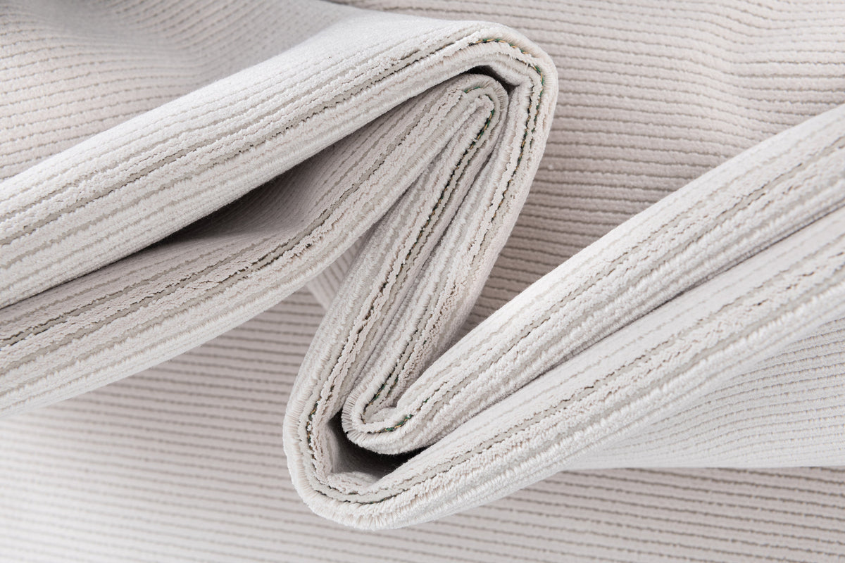 Rechteck Luxus Teppich Laax in Grau von Hadorn™ - Lifestyle Image