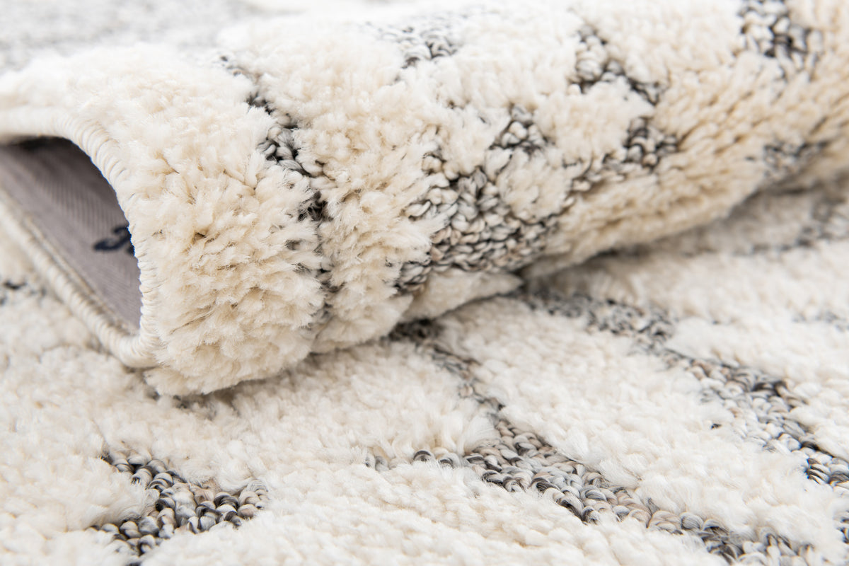 Rechteck Teppich Vevey in Weiss von Hadorn™ - Lifestyle Image