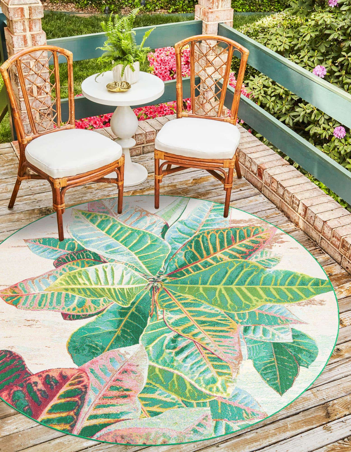 Outdoor Botanical