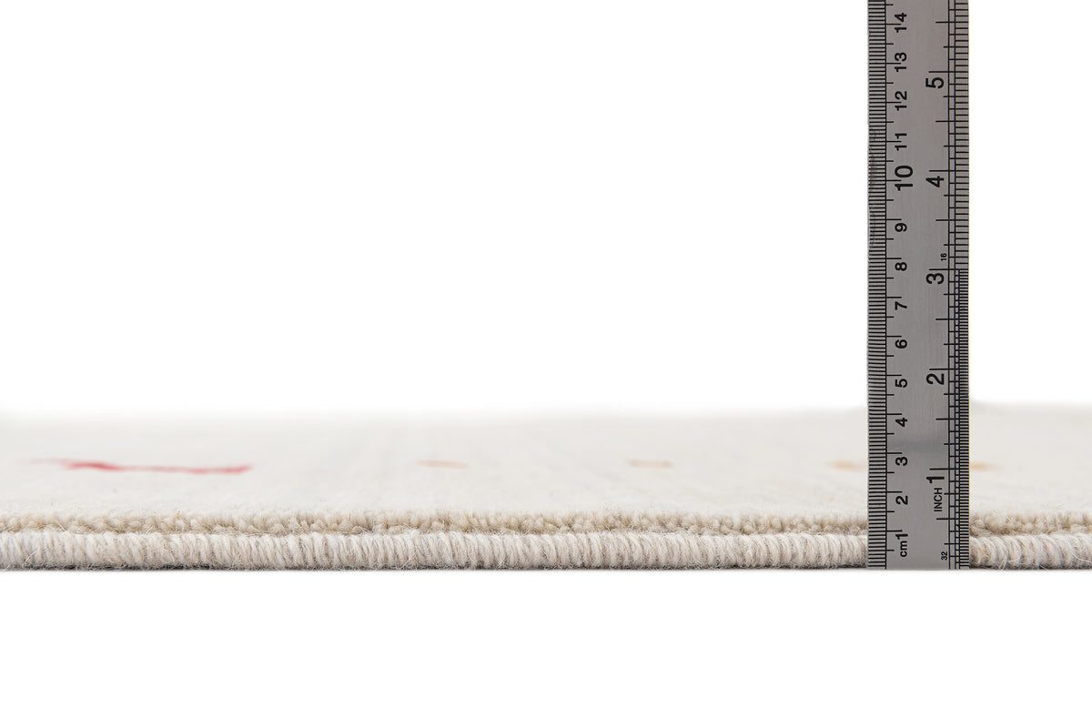 Quadratisch Teppich Emmen in Beige von Hadorn™ - Lifestyle Image