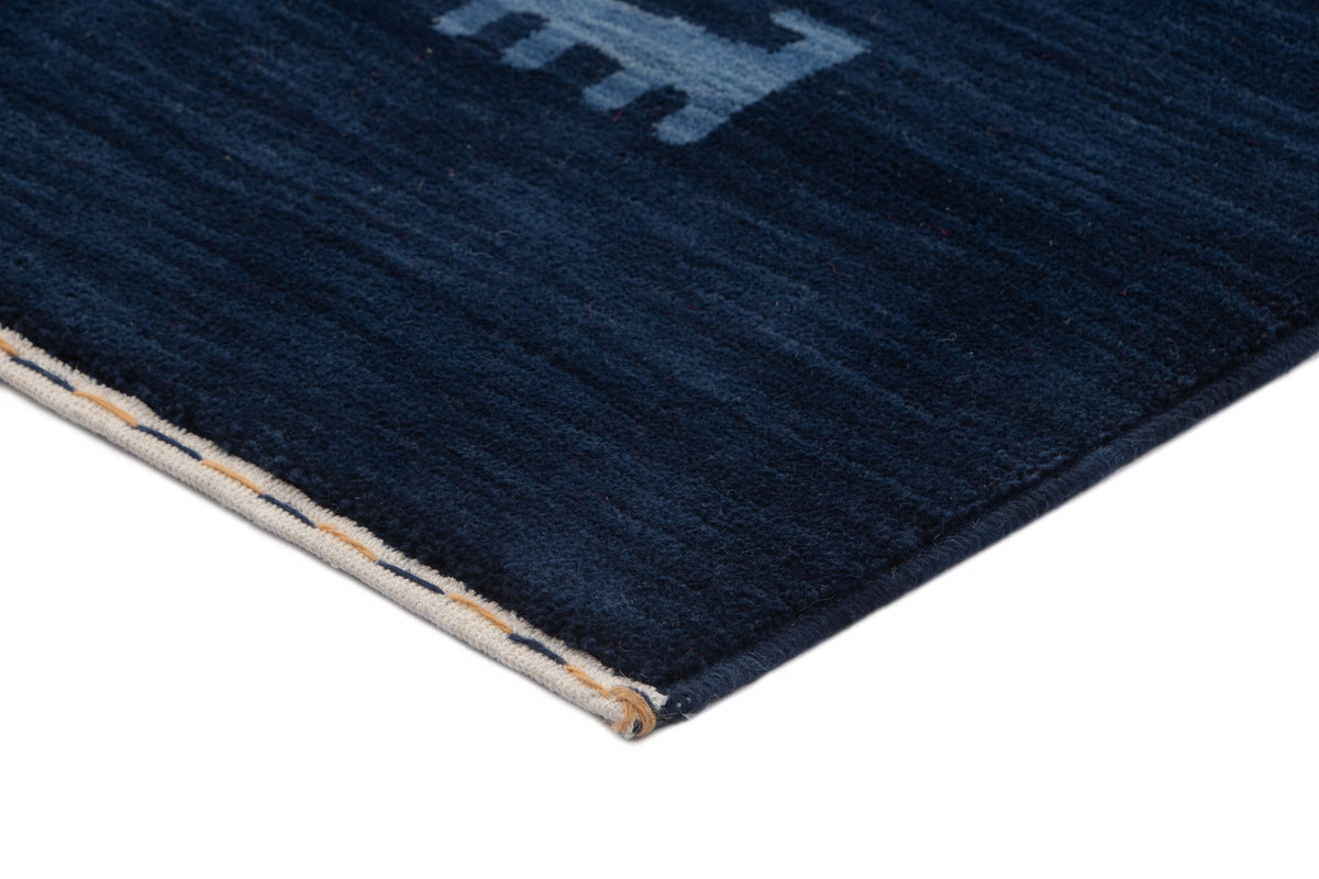 Rechteck Teppich Emmen in Blau von Hadorn™ - Lifestyle Image