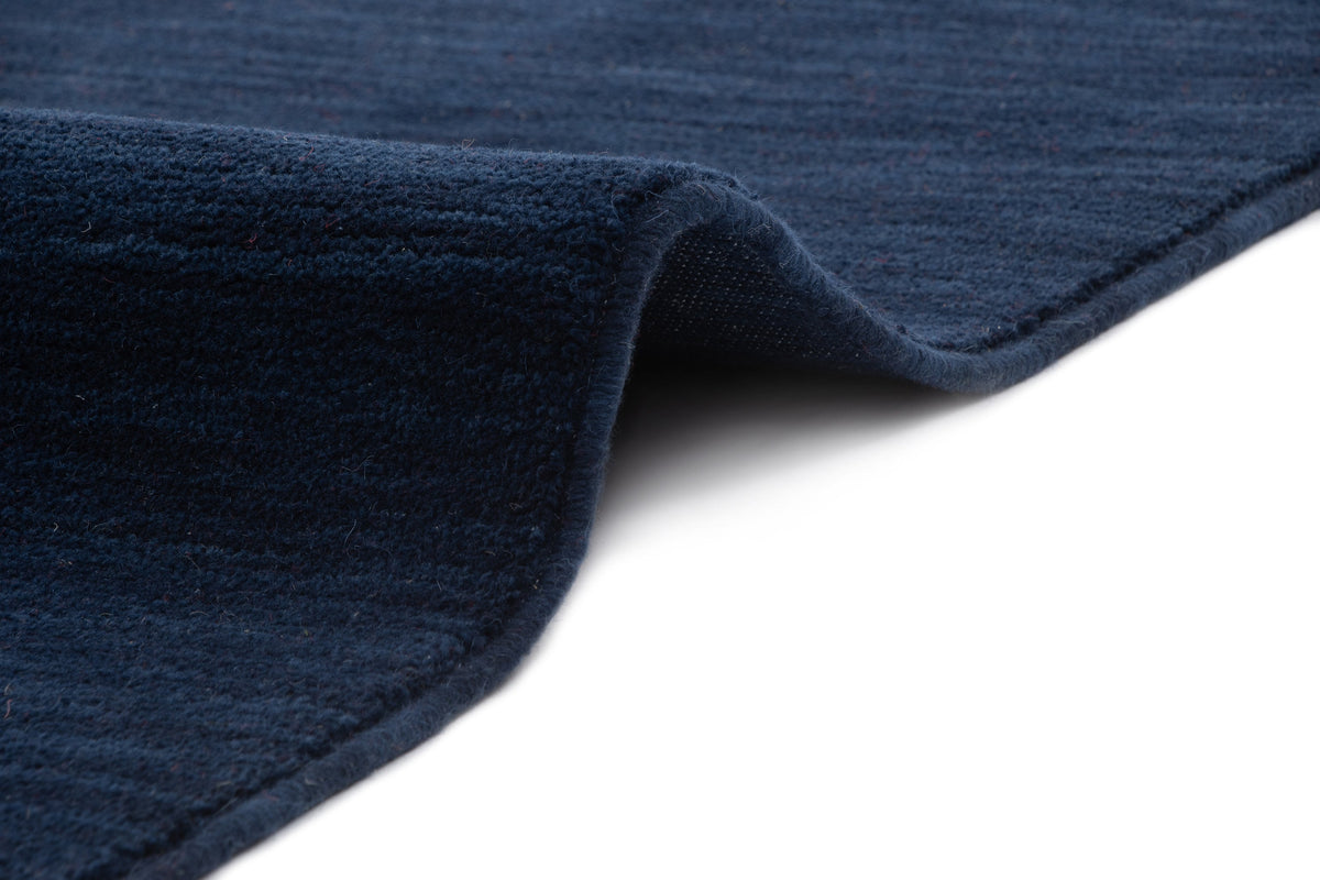 Rechteck Teppich Emmen in Blau von Hadorn™ - Lifestyle Image