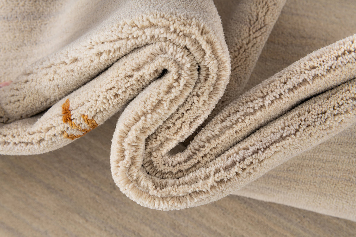 Rechteck Teppich Emmen in Beige von Hadorn™ - Lifestyle Image
