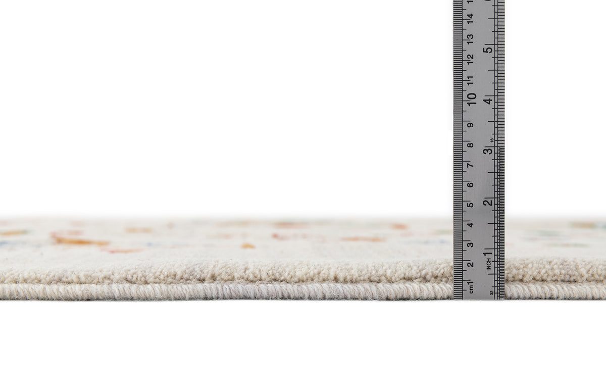 Quadratisch Teppich Emmen in Beige von Hadorn™ - Lifestyle Image