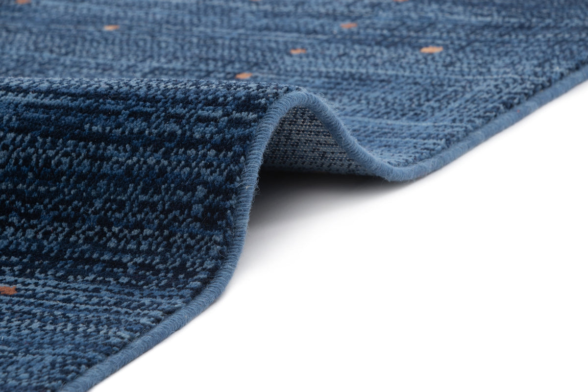Rechteck Teppich Emmen in Blau von Hadorn™ - Lifestyle Image
