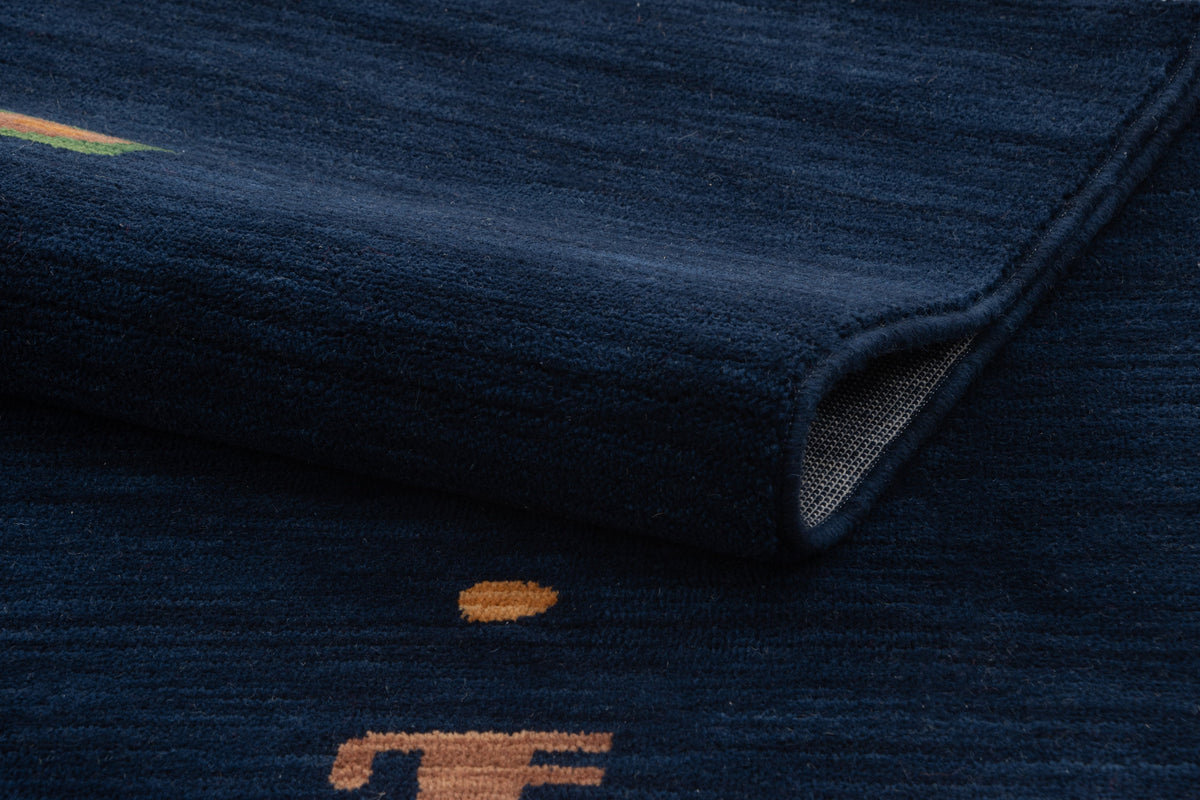 Rechteck Teppich Emmen in Blau von Hadorn™ - Lifestyle Image