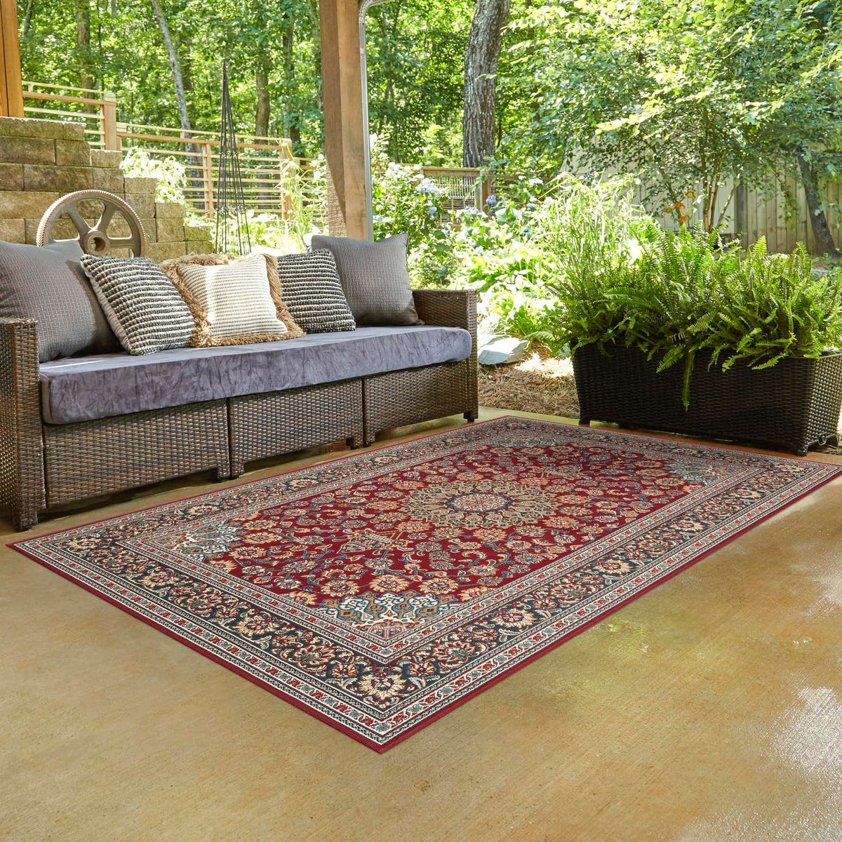 Outdoor Traditional