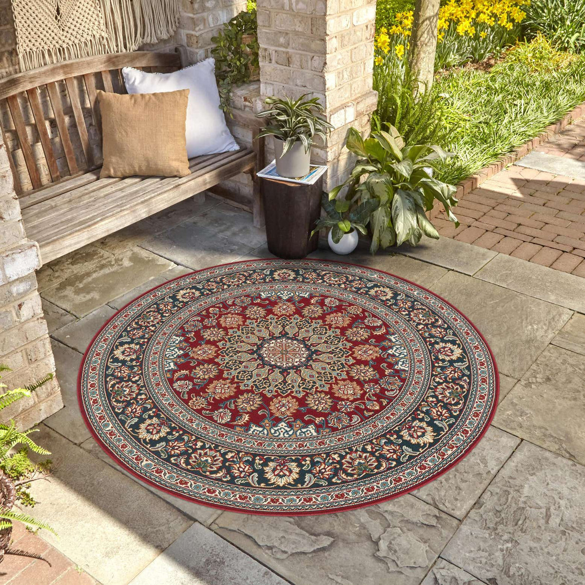 Outdoor Traditional