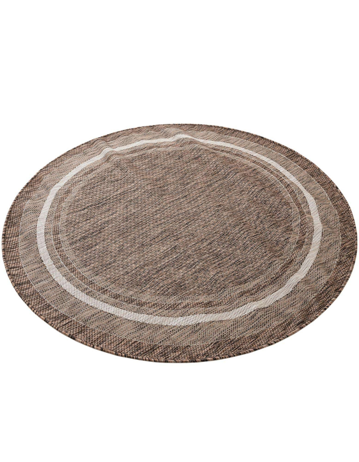 Rund Outdoor Teppich Tulum Outdoor in Braun von Hadorn™ - Lifestyle Image