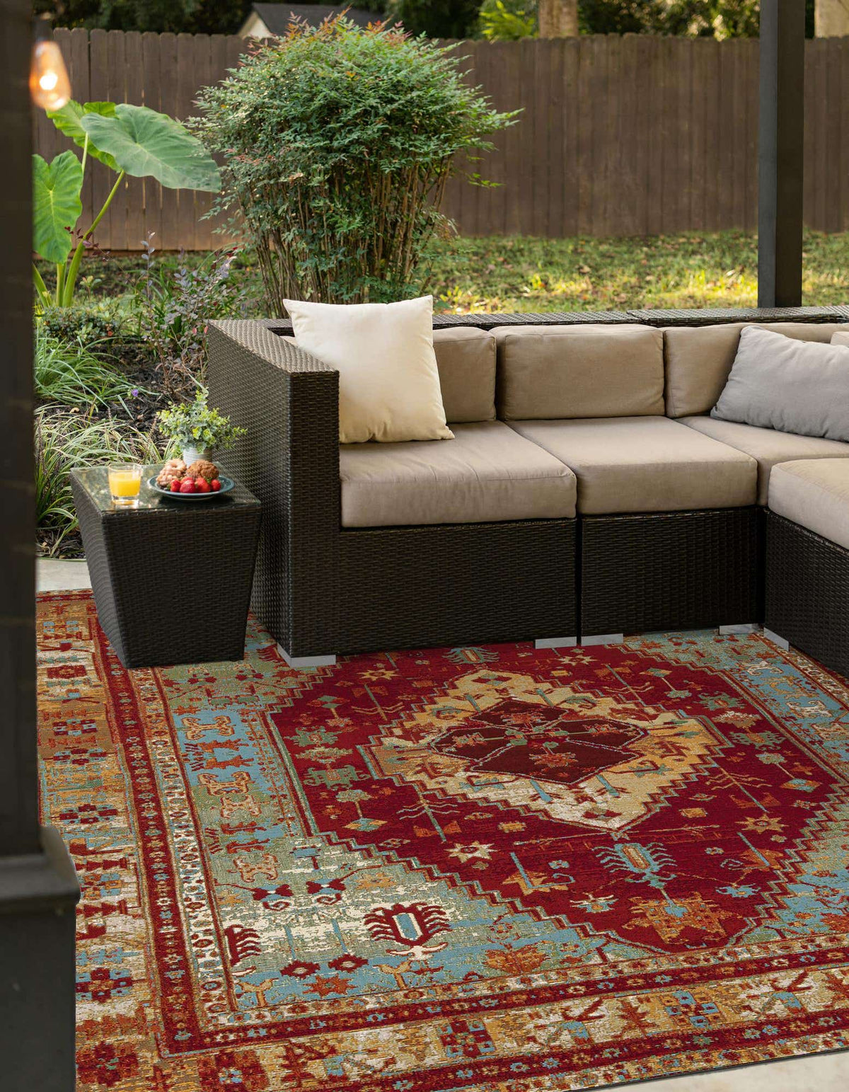 Outdoor Traditional