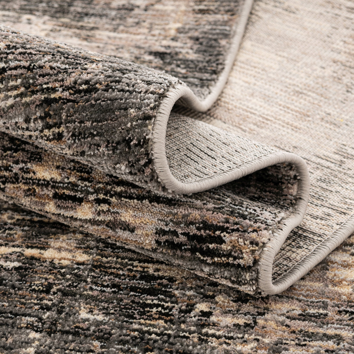 Läufer Teppich Zora Modern in Grau von Hadorn™ - Lifestyle Image