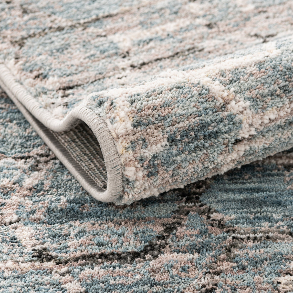 Oval Teppich Zora Modern in Blau von Hadorn™ - Lifestyle Image