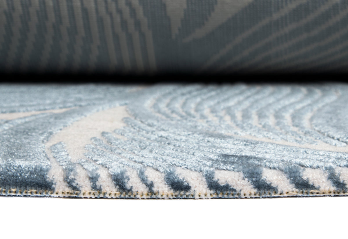 Rund Teppich Royal Nature in Blau von Hadorn™ - Lifestyle Image