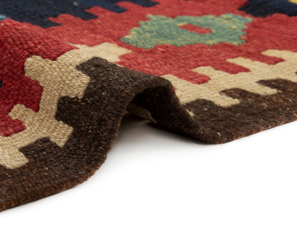 Wolle Persien Teppich Kelim in Beige von Hadorn™ - Lifestyle Image