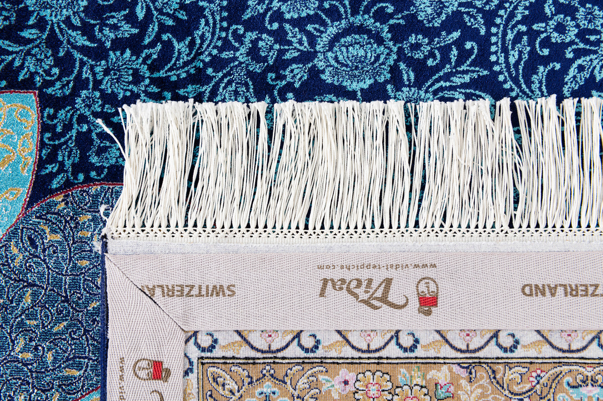Rechteck Luxus Teppich Vidal Classic Edition in Blau von Hadorn™ - Lifestyle Image