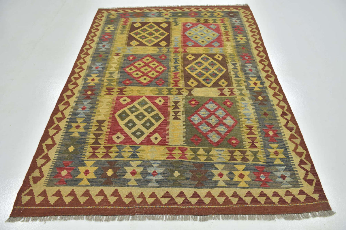 Rechteck Handgeflochten Teppich Kelim Maymana in Mehrfarbig von Hadorn™ - Lifestyle Image
