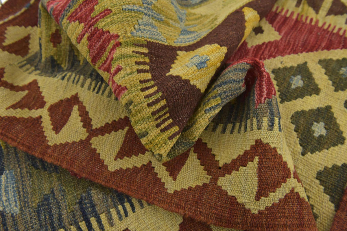 Rechteck Handgeflochten Teppich Kelim Maymana in Mehrfarbig von Hadorn™ - Lifestyle Image