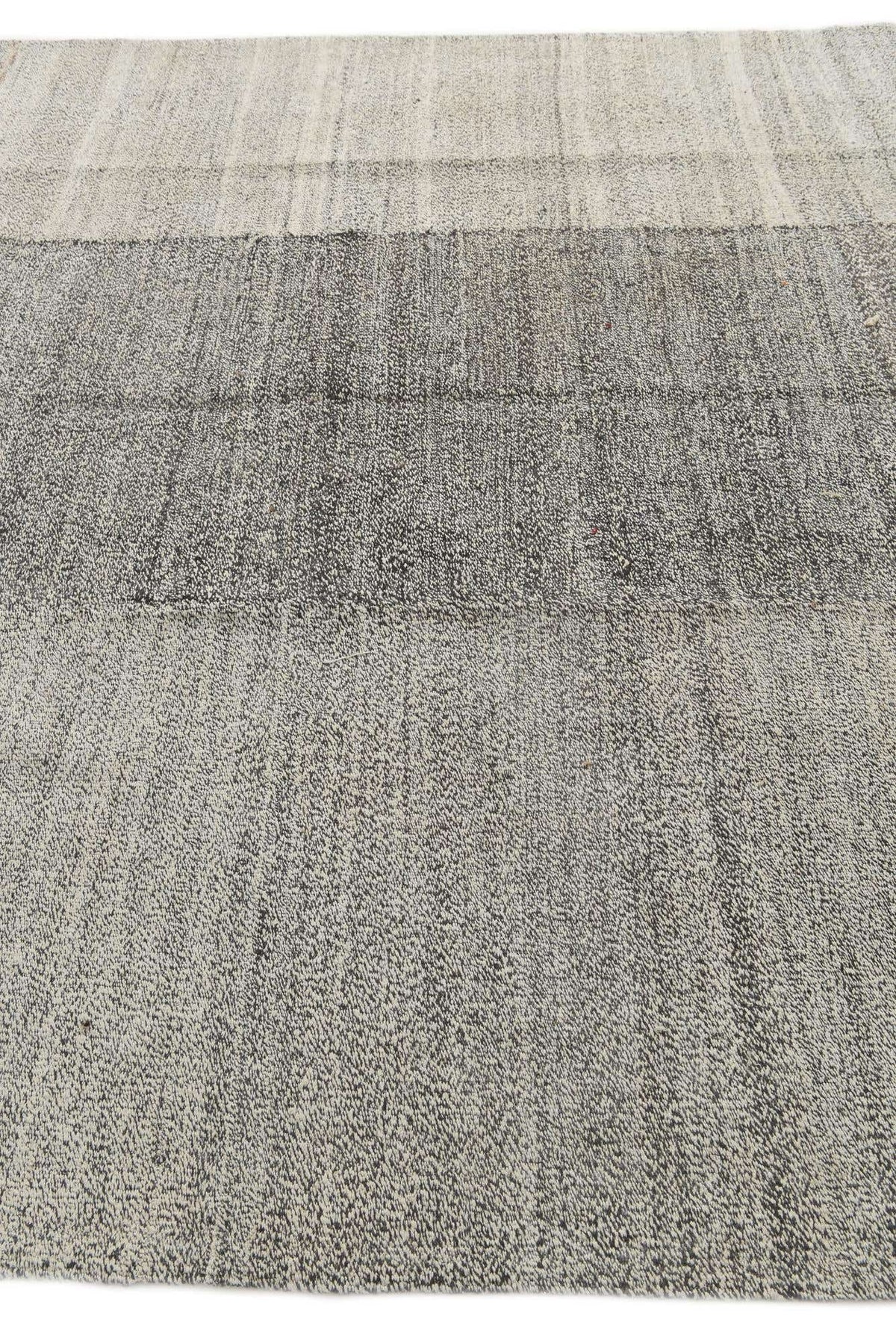Rechteck Handgeflochten Teppich Kelim Modern in Schwarz und Weiss von Hadorn™ - Lifestyle Image