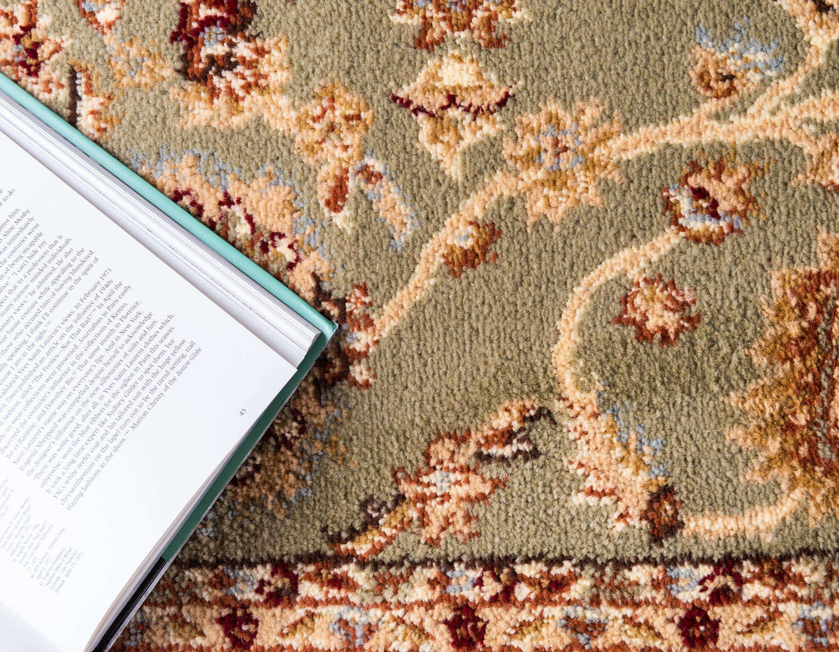 Rechteck Teppich Classic Agra in Hellgrün von Hadorn™ - Lifestyle Image