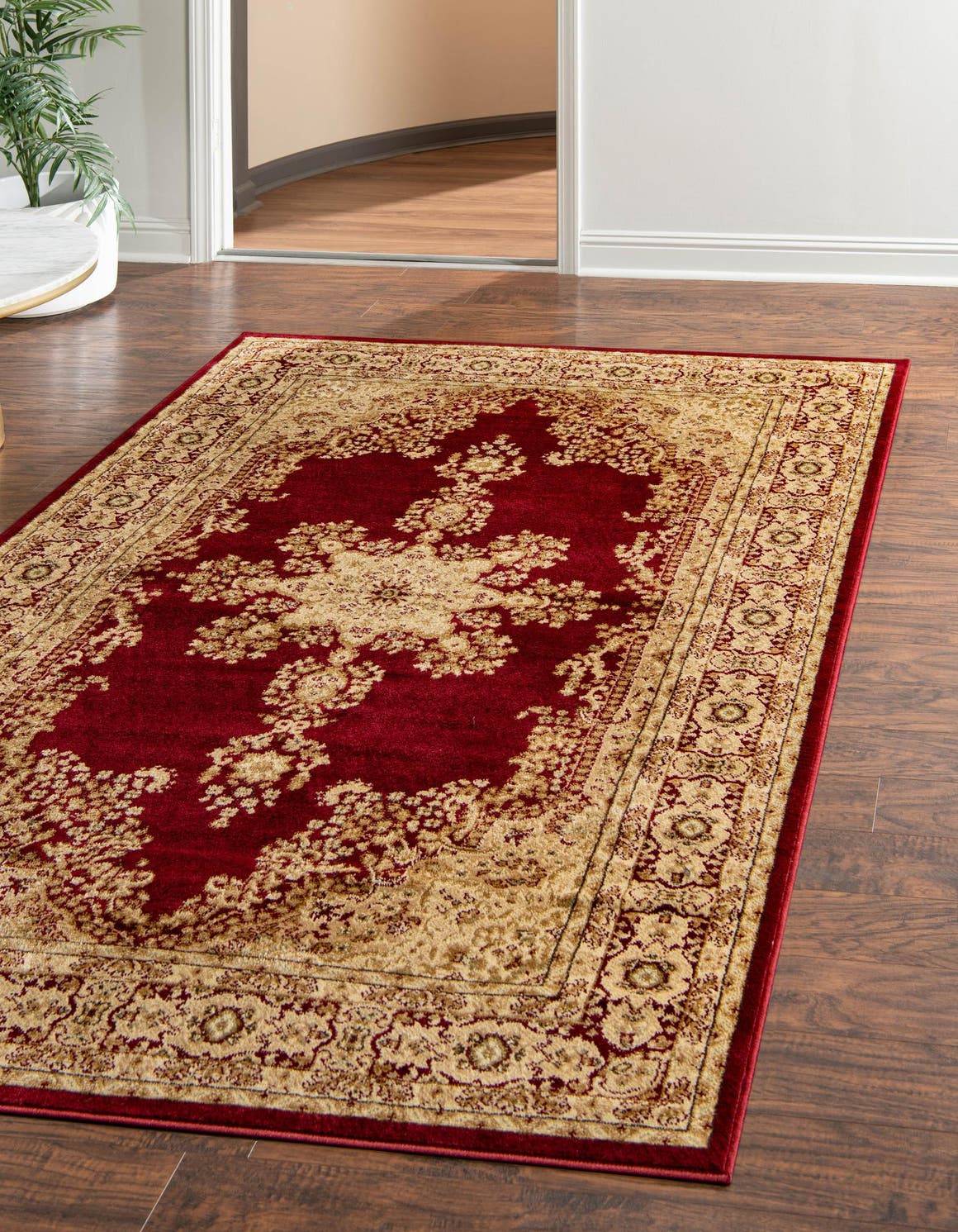 Rechteck Teppich Classic Aubusson in Rot von Hadorn™ - Lifestyle Image