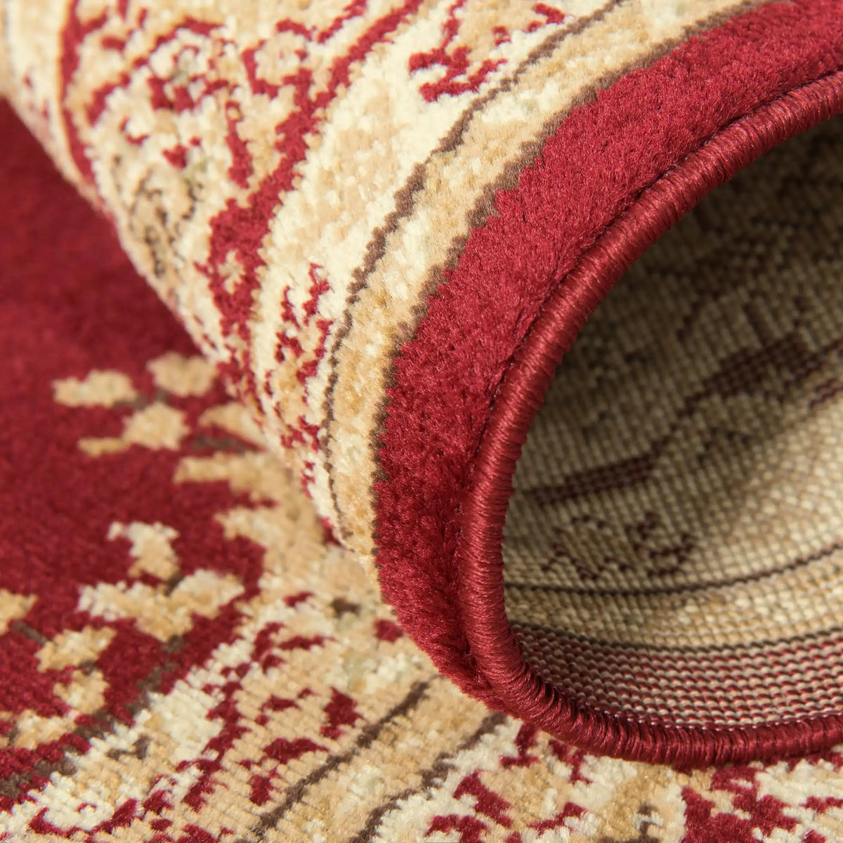 Rechteck Teppich Classic Aubusson in Rot von Hadorn™ - Lifestyle Image