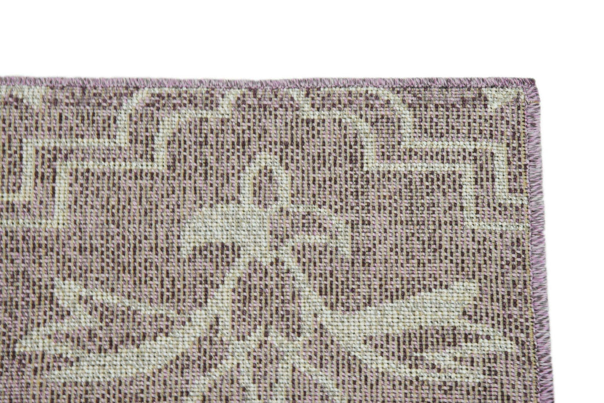 Rechteck Teppich Damask in Lila von Hadorn™ - Lifestyle Image