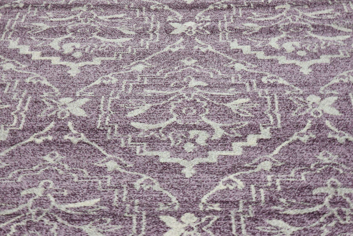 Rechteck Teppich Damask in Lila von Hadorn™ - Lifestyle Image