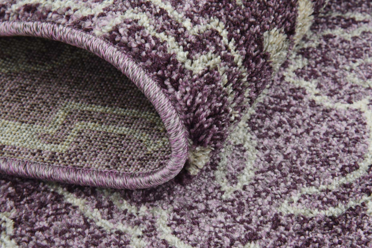 Rechteck Teppich Damask in Lila von Hadorn™ - Lifestyle Image