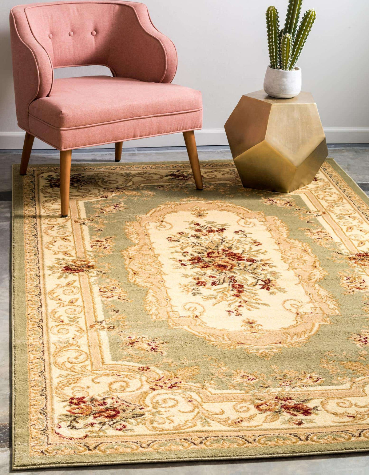 Rechteck Teppich Classic Aubusson in Grün von Hadorn™ - Lifestyle Image