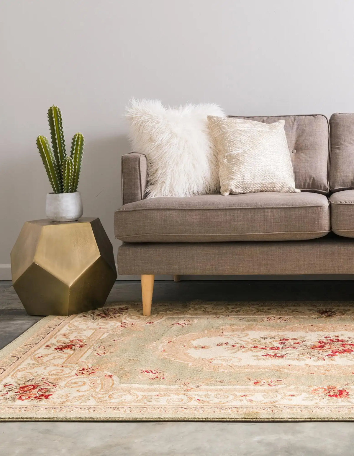 Rechteck Teppich Classic Aubusson in Grün von Hadorn™ - Lifestyle Image