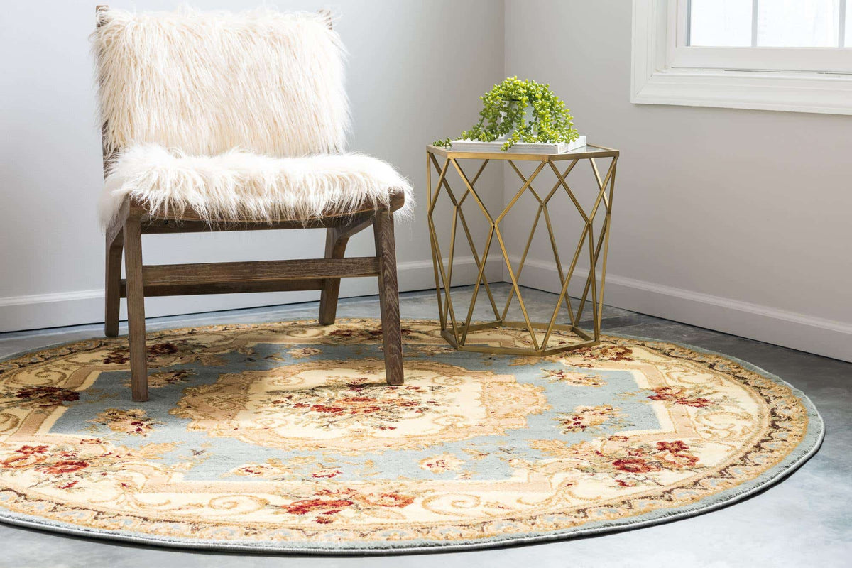 Rund Teppich Classic Aubusson in Hellblau von Hadorn™ - Lifestyle Image