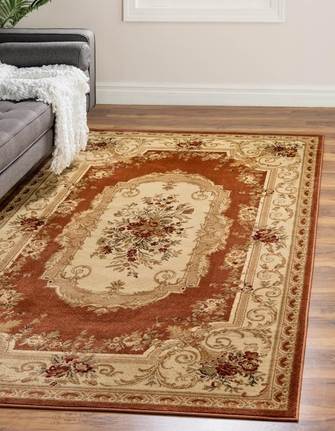 Rechteck Teppich Classic Aubusson in Ziegelrot von Hadorn™ - Lifestyle Image