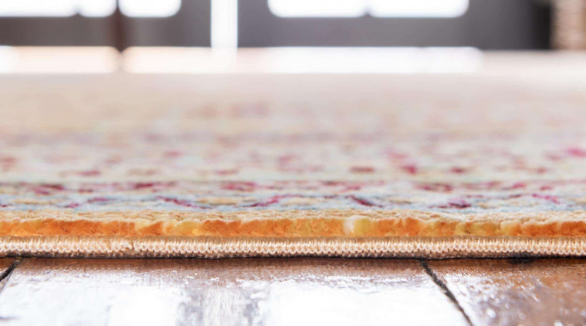 Quadratisch Teppich Aqua in Gold von Hadorn™ - Lifestyle Image