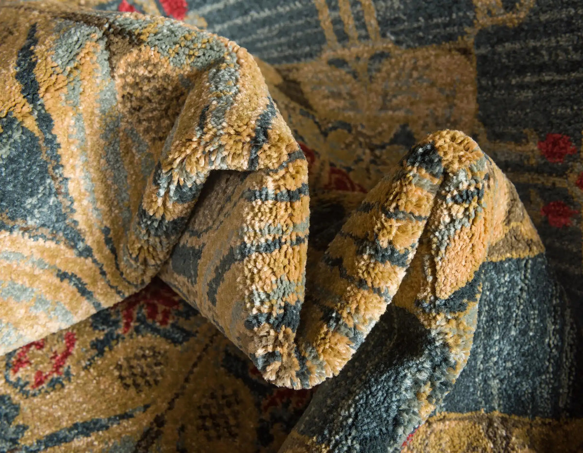 Quadratisch Teppich Kensington in Blau von Hadorn™ - Lifestyle Image