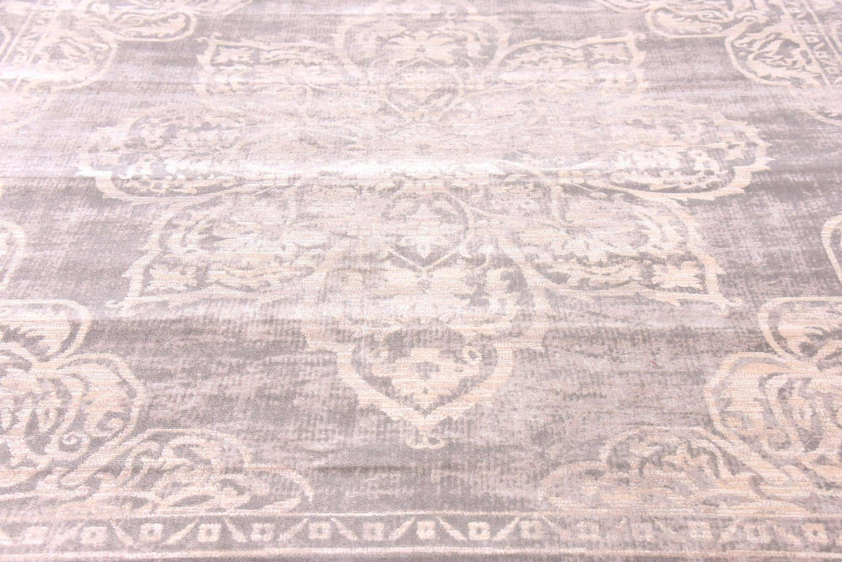 Quadratisch Teppich Restoration in Grau von Hadorn™ - Lifestyle Image