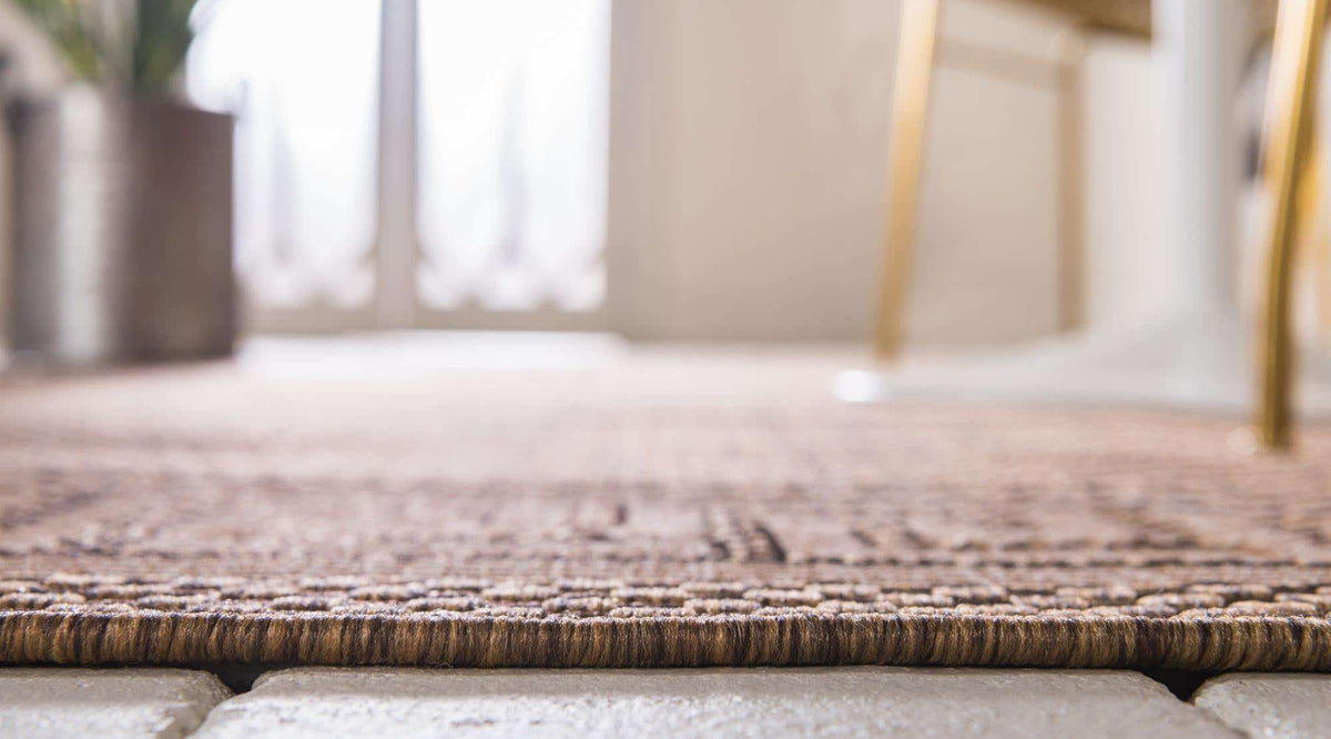 Läufer Outdoor Teppich Outdoor Border in Braun von Hadorn™ - Lifestyle Image