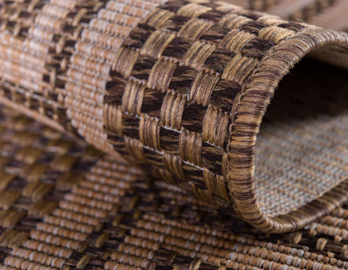 Läufer Outdoor Teppich Outdoor Border in Braun von Hadorn™ - Lifestyle Image