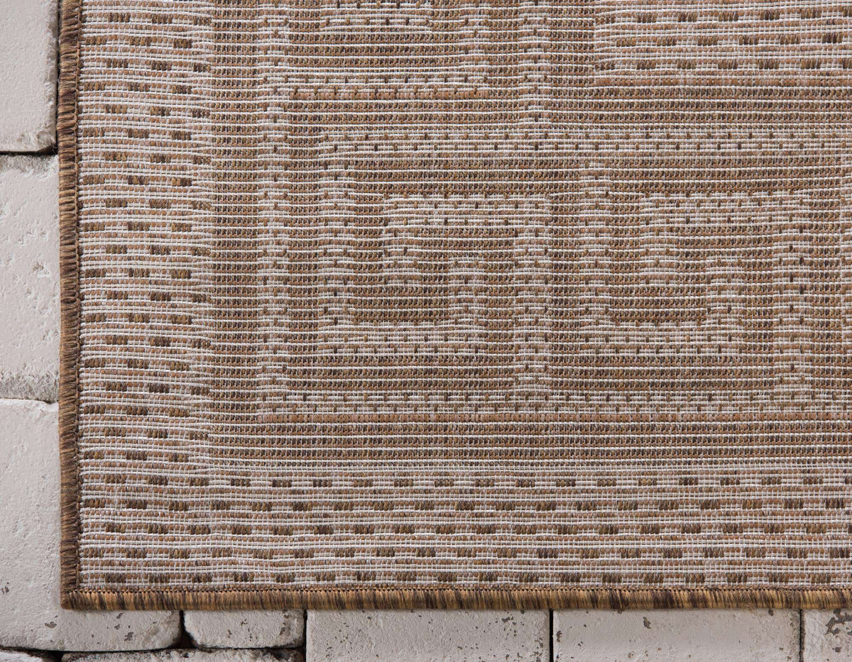 Läufer Outdoor Teppich Outdoor Border in Braun von Hadorn™ - Lifestyle Image