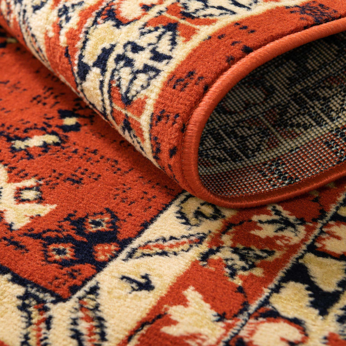 Läufer Teppich Heriz Design in Rot von Hadorn™ - Lifestyle Image