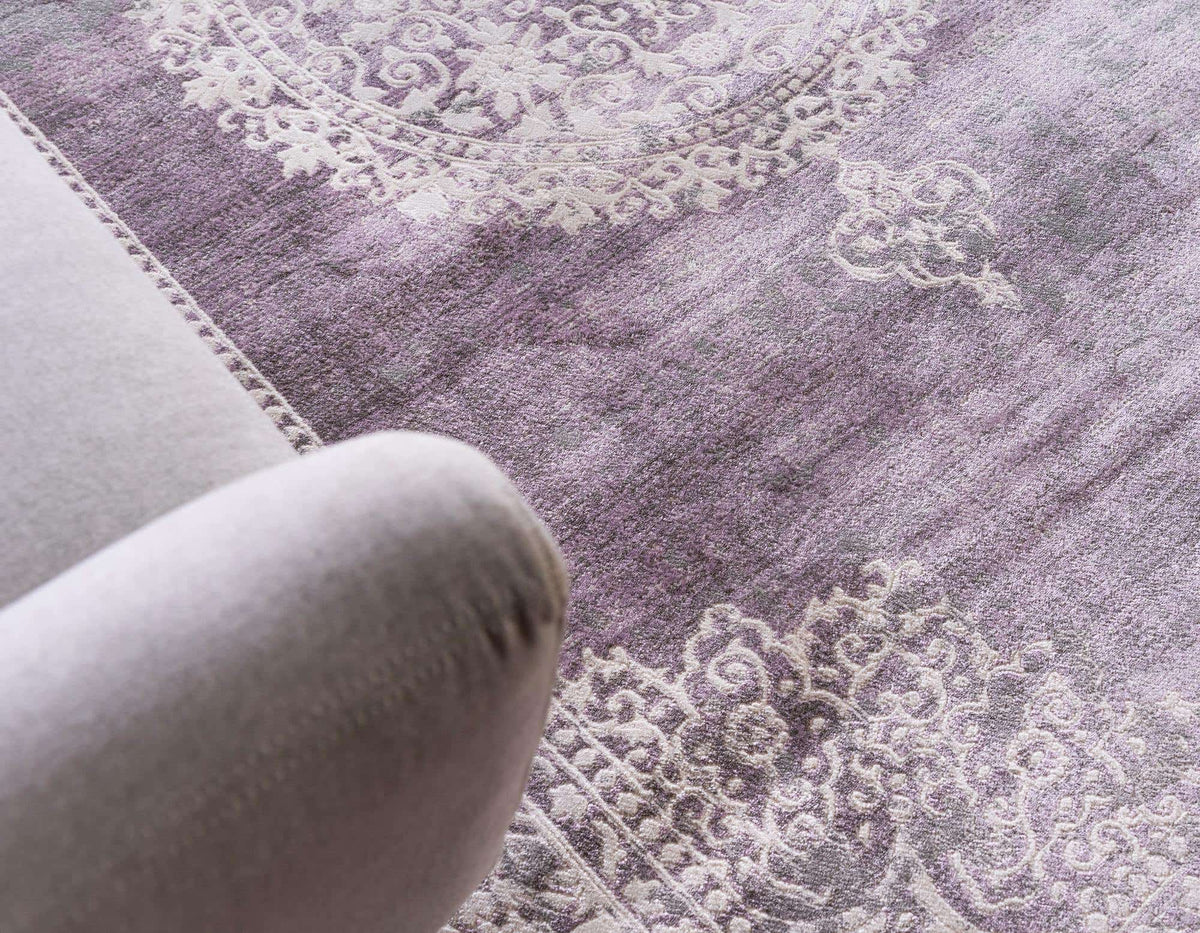 Rechteck Teppich New Vintage in Lila von Hadorn™ - Lifestyle Image