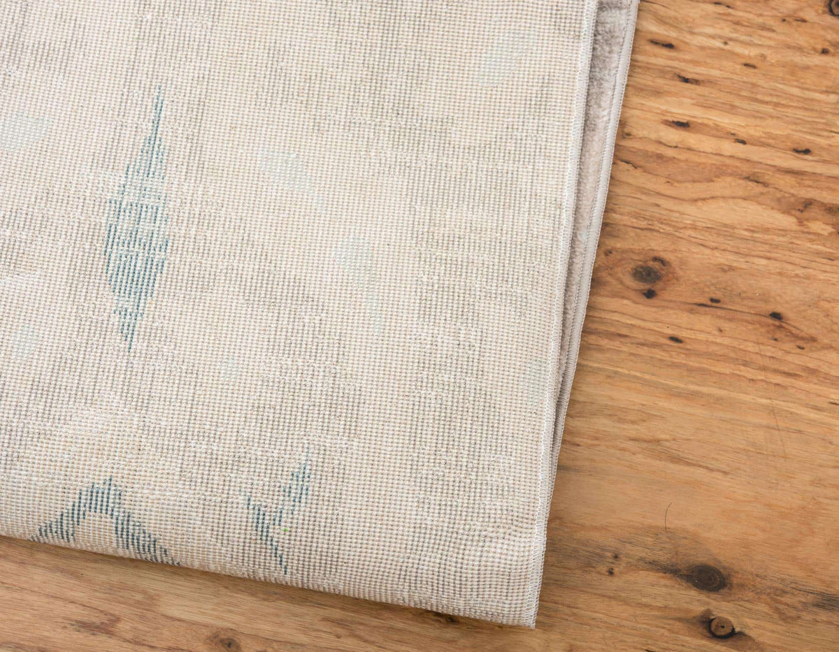 Rechteck Teppich Restoration in Dunkelgrau von Hadorn™ - Lifestyle Image