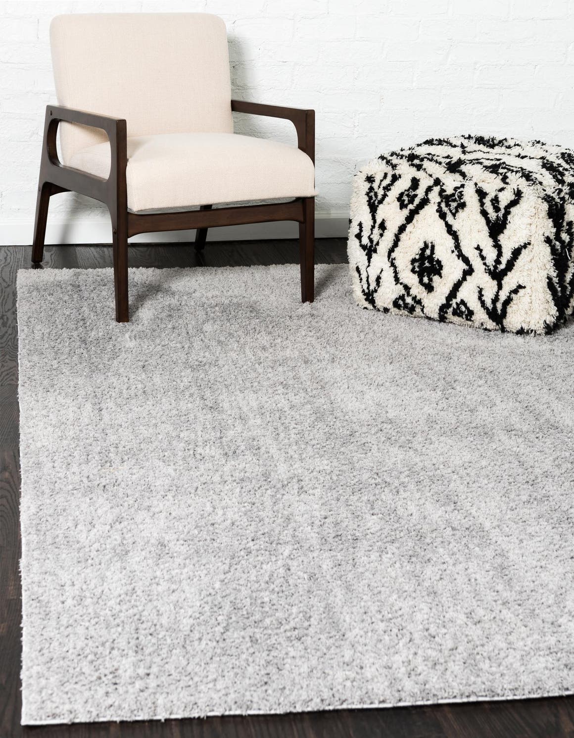 Rechteck Hochflorteppich Studio Solid Shag in Hellgrau von Hadorn™ - Lifestyle Image