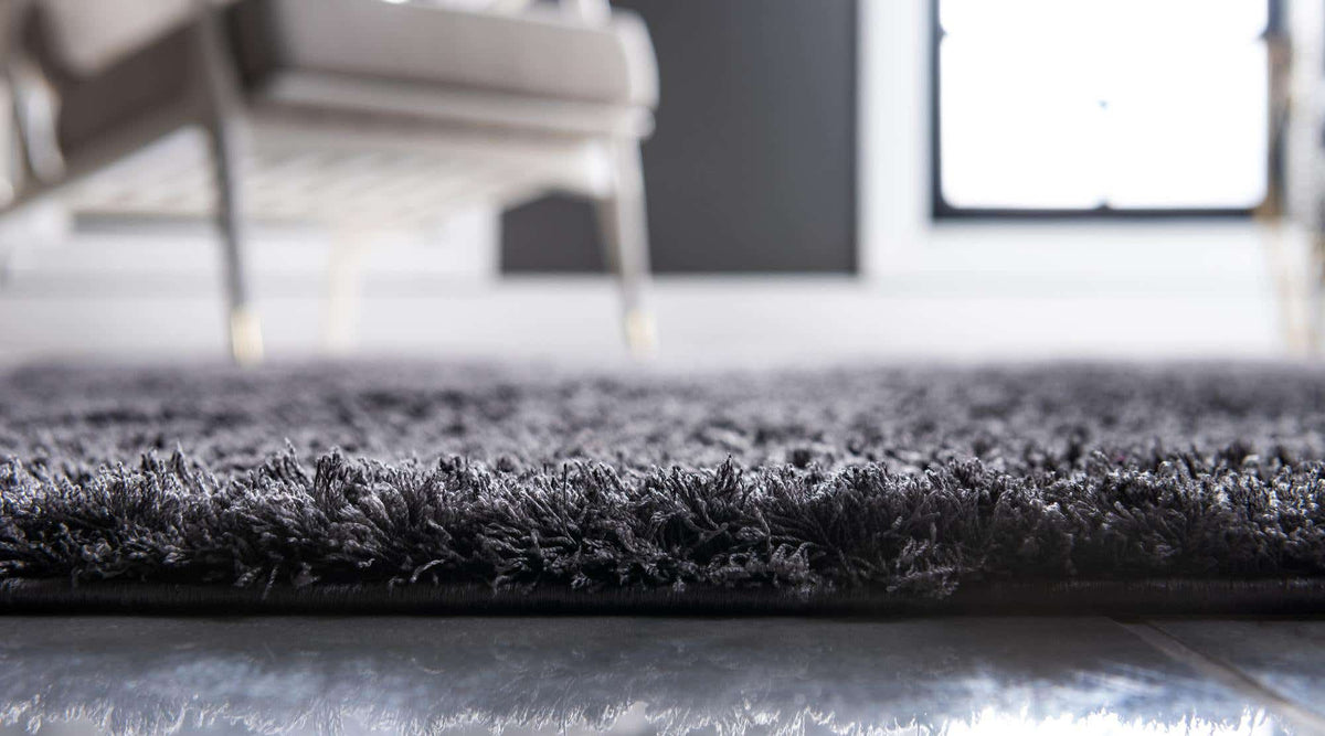 Rechteck Hochflorteppich Trellis Shag in Dunkelgrau von Hadorn™ - Lifestyle Image