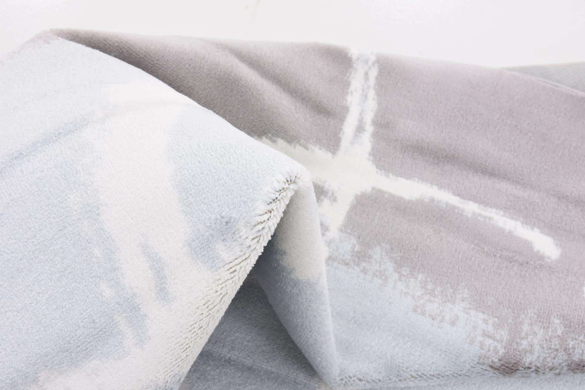Rechteck Teppich Metropolis in Hellblau von Hadorn™ - Lifestyle Image