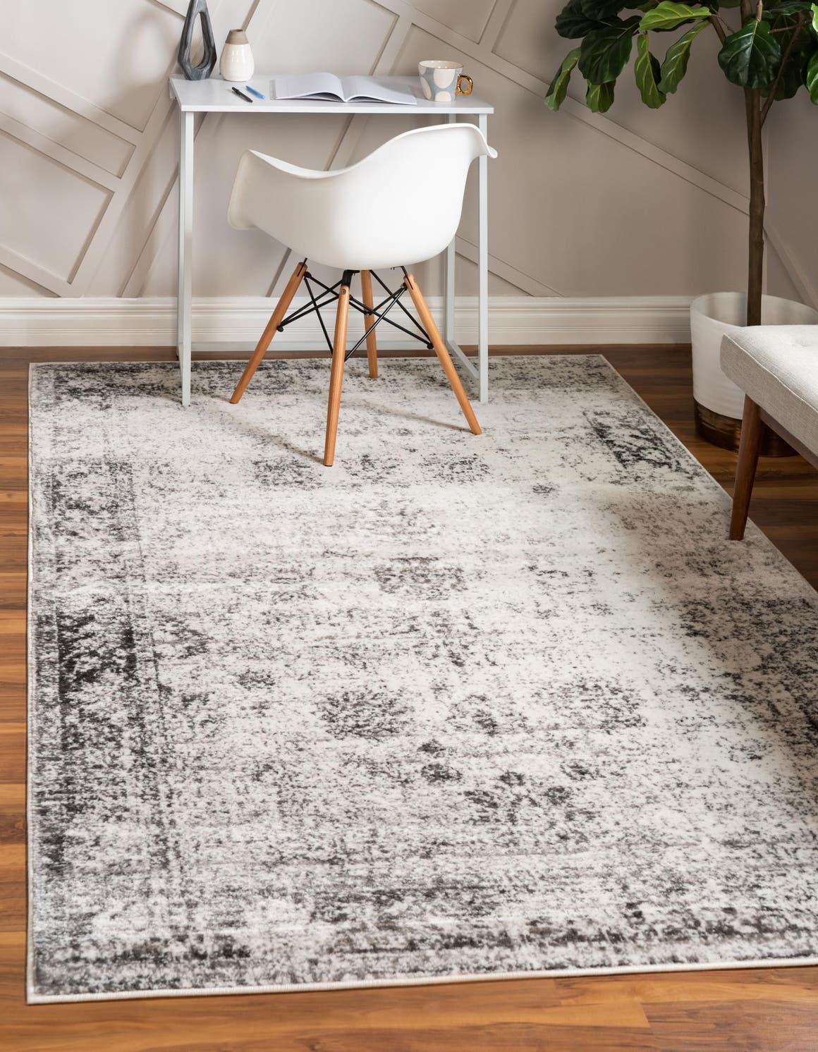 Rechteck Teppich Monaco in Grau von Hadorn™ - Lifestyle Image