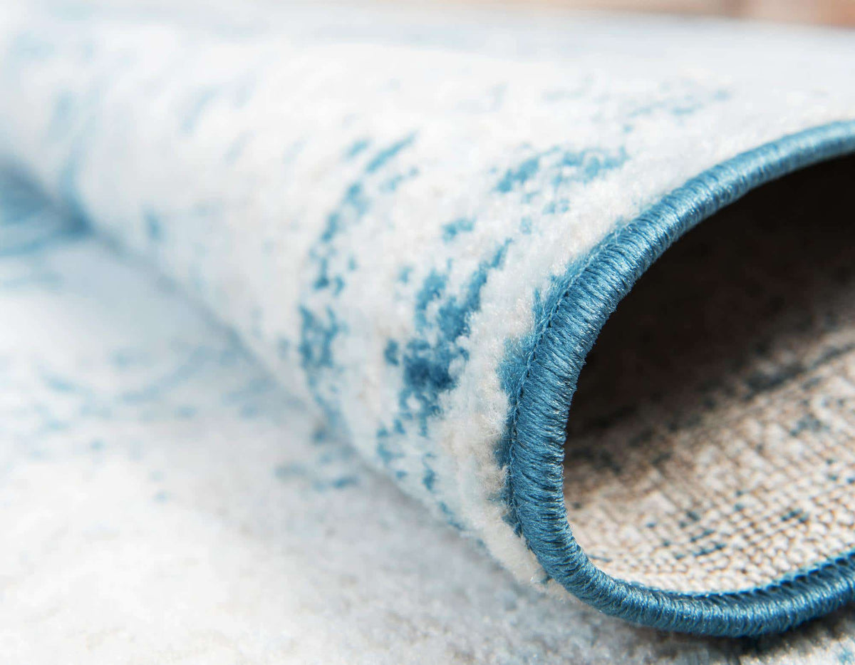Läufer Teppich Monaco in Blau von Hadorn™ - Lifestyle Image
