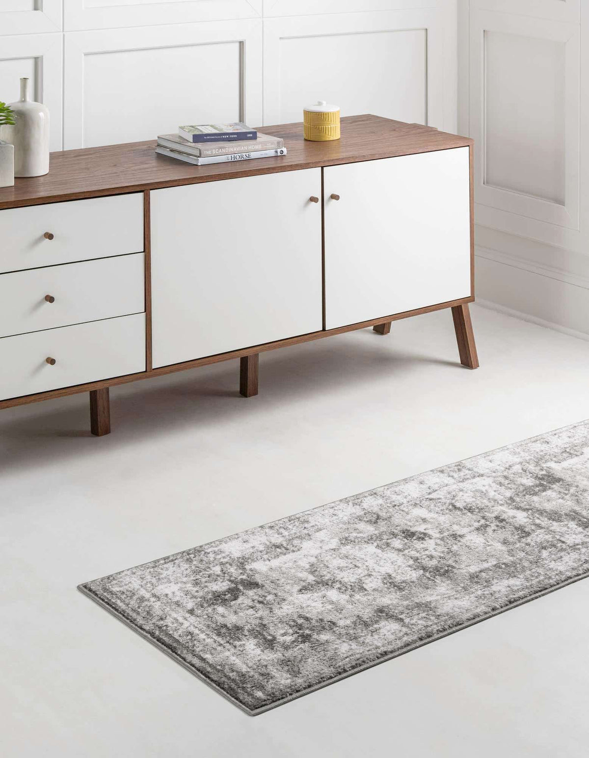 Läufer Teppich Monaco in Grau von Hadorn™ - Lifestyle Image