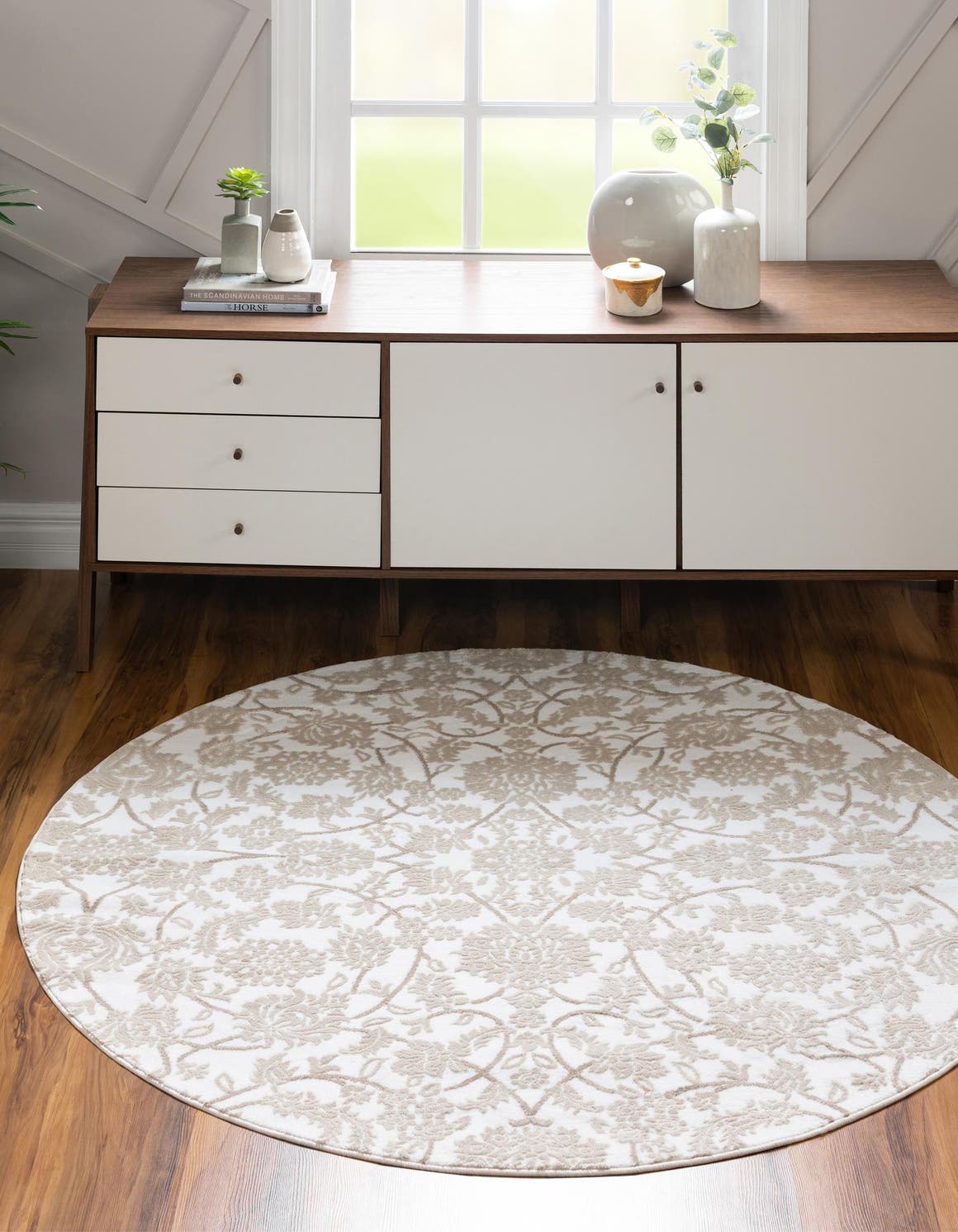 Rund Teppich Himalaya in Schneewittchen von Hadorn™ - Lifestyle Image