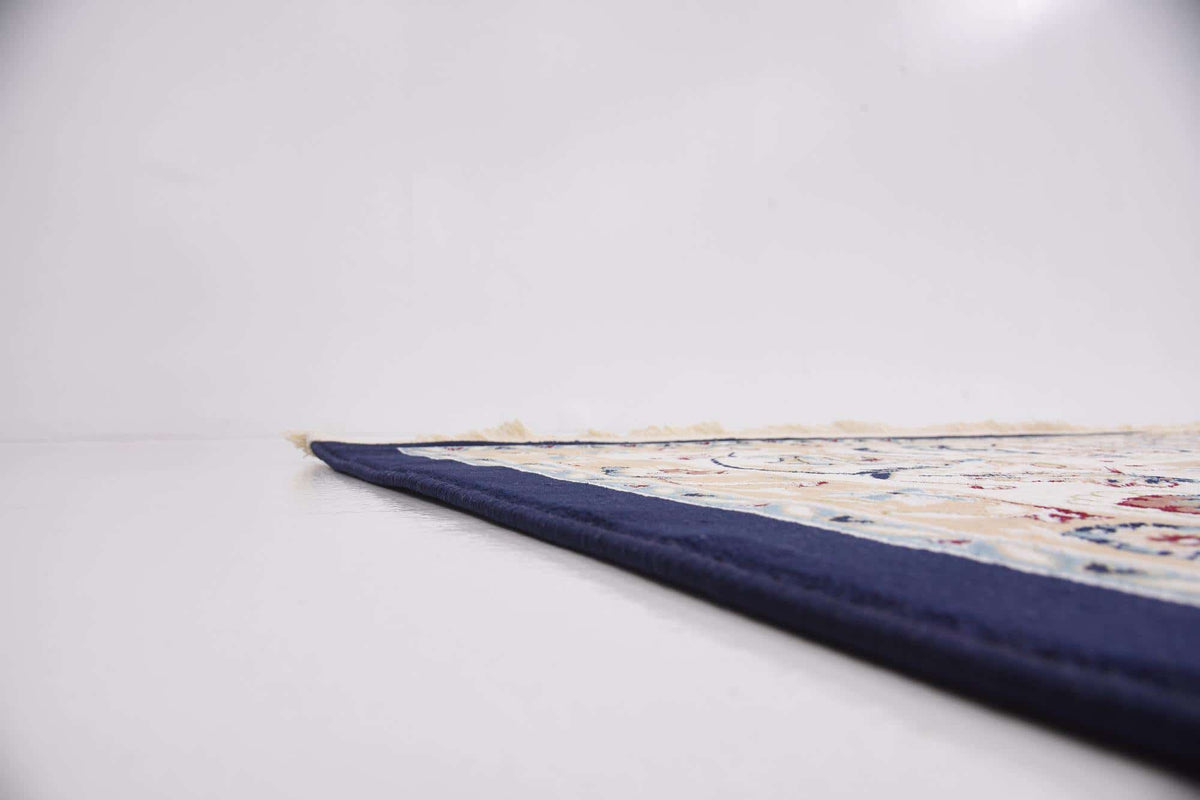 Rechteck Teppich Nain Design in Blau von Hadorn™ - Lifestyle Image