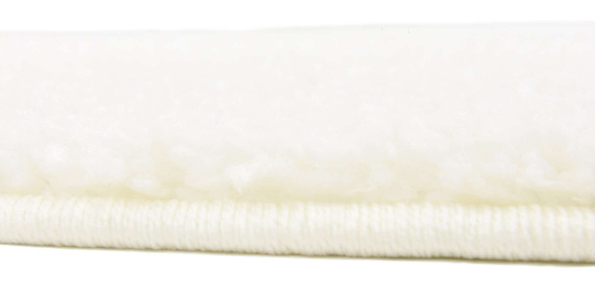 Rund Teppich Solid Frieze in Weiss von Hadorn™ - Lifestyle Image